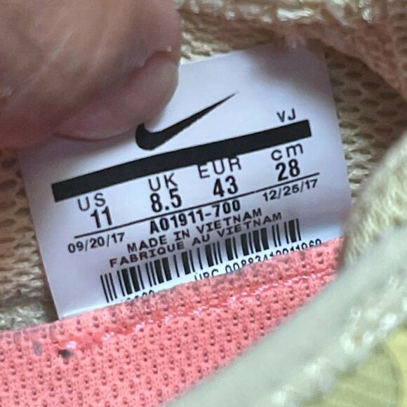 Nike Free RN 2018 Womens Round Toe Running Shoes Yellow Size US 11 A01911-700 - Picture 7 of 7